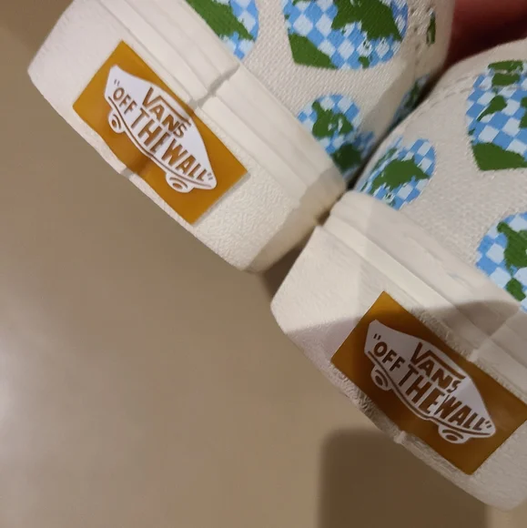 Vans Asher Slip On Sneakers - Picture 4 of 4